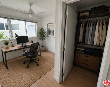 1433 Euclid Street - Photo Thumbnail 3