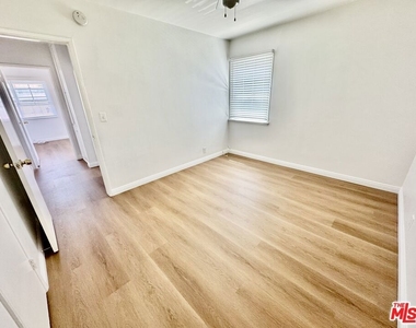 3713 1/2 Selby Avenue - Photo Thumbnail 20