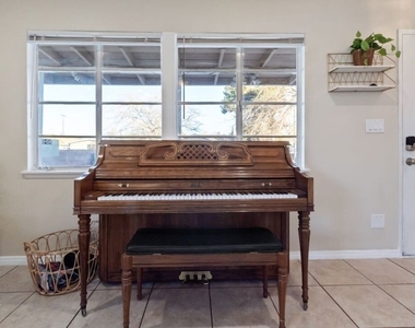 38457 Sumac Avenue - Photo Thumbnail 1
