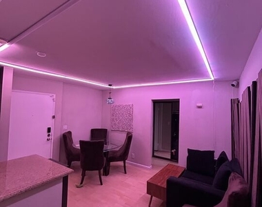 320 S Ardmore Ave - Photo Thumbnail 18