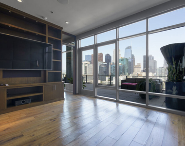 1100 S Hope Street - Photo Thumbnail 22