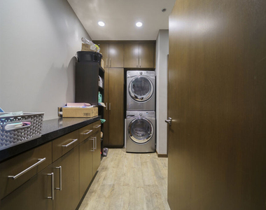 1100 S Hope Street - Photo Thumbnail 19
