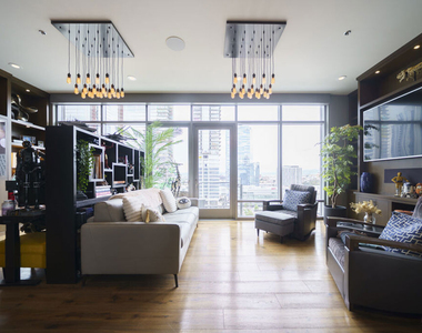 1100 S Hope Street - Photo Thumbnail 15