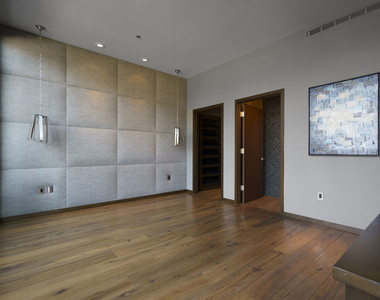 1100 S Hope Street - Photo Thumbnail 20