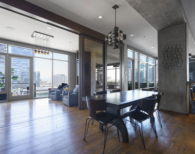 1100 S Hope Street - Photo Thumbnail 3