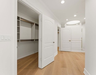1725 Loma Vista Drive - Photo Thumbnail 13