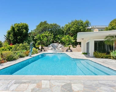 1725 Loma Vista Drive - Photo Thumbnail 18