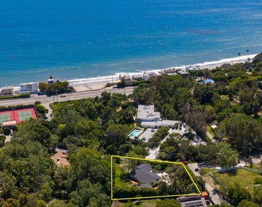 6456 Sycamore Meadows Drive - Photo Thumbnail 31
