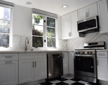 235 S Gale Drive - Photo Thumbnail 4