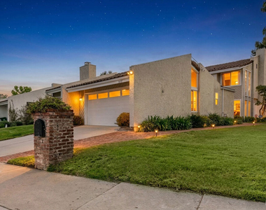 2637 Angelo Drive - Photo Thumbnail 50