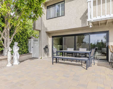 2637 Angelo Drive - Photo Thumbnail 15
