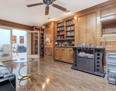2637 Angelo Drive - Photo Thumbnail 11