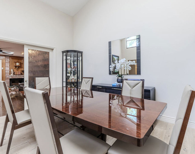 2637 Angelo Drive - Photo Thumbnail 6