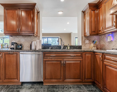 2637 Angelo Drive - Photo Thumbnail 21