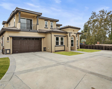 295 Toyon Court - Photo Thumbnail 1