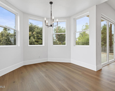 295 Toyon Court - Photo Thumbnail 21