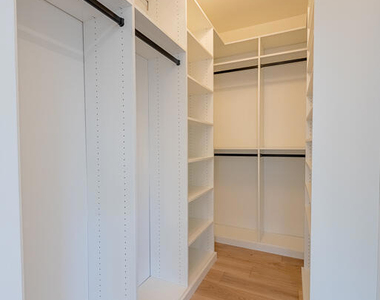 2390 Crombie Court - Photo Thumbnail 37