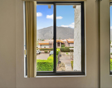 1050 E Ramon Road - Photo Thumbnail 17