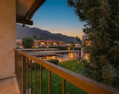 1050 E Ramon Road - Photo Thumbnail 7
