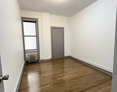 550 West 157th Street - Photo Thumbnail 2