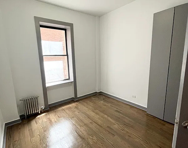 550 West 157th Street - Photo Thumbnail 3