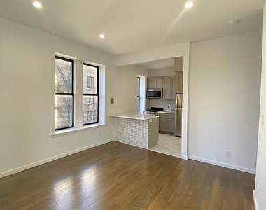 660 West 180th Street - Photo Thumbnail 2