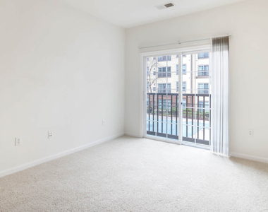 6210 Belcrest Road - Photo Thumbnail 22