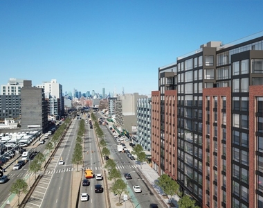 Queens Boulevard - Photo Thumbnail 25