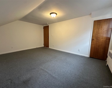12 Smith Street - Photo Thumbnail 6