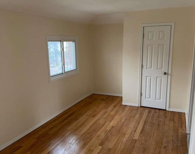 14547 224th Street - Photo Thumbnail 9