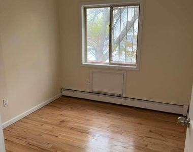 14547 224th Street - Photo Thumbnail 6
