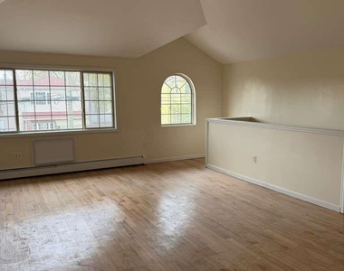 14547 224th Street - Photo Thumbnail 2