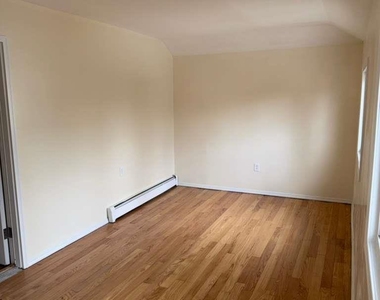 14547 224th Street - Photo Thumbnail 8