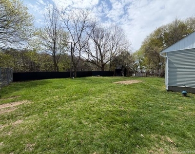 182 Rock Hill Drive - Photo Thumbnail 2