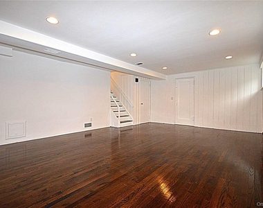5 Gilbert Road - Photo Thumbnail 17