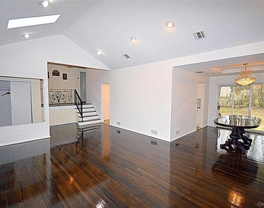 5 Gilbert Road - Photo Thumbnail 1