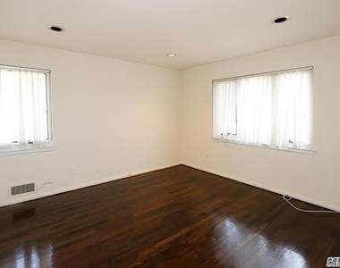 5 Gilbert Road - Photo Thumbnail 13