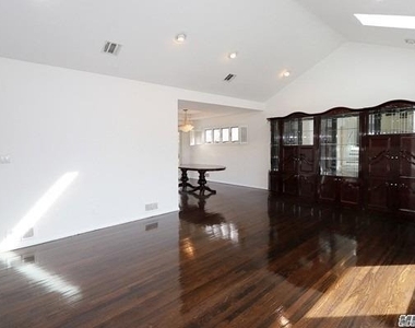 5 Gilbert Road - Photo Thumbnail 2