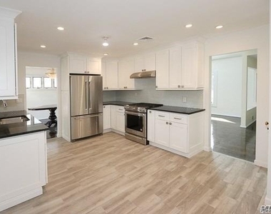 5 Gilbert Road - Photo Thumbnail 9