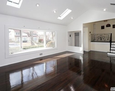 5 Gilbert Road - Photo Thumbnail 3