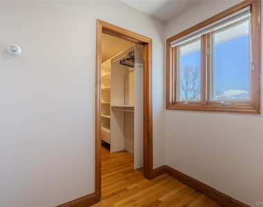 19-21 Lamela Drive - Photo Thumbnail 22