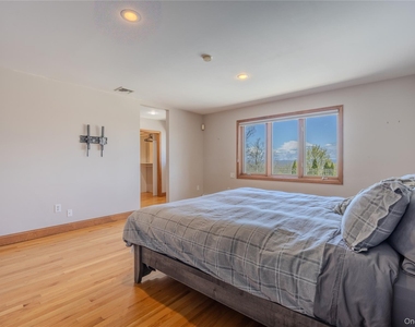 19-21 Lamela Drive - Photo Thumbnail 21