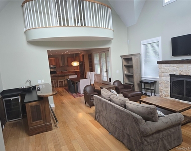 48 Jessup Avenue - Photo Thumbnail 16