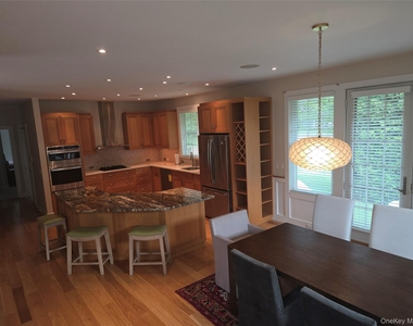 48 Jessup Avenue - Photo Thumbnail 21