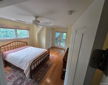 48 Jessup Avenue - Photo Thumbnail 15