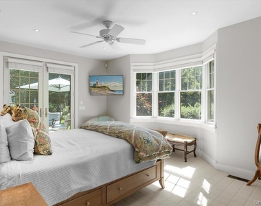 48 Jessup Avenue - Photo Thumbnail 4