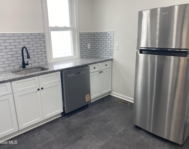 1755 Avenue B - Photo Thumbnail 13