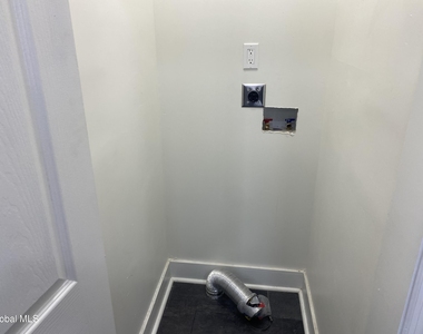 1755 Avenue B - Photo Thumbnail 19