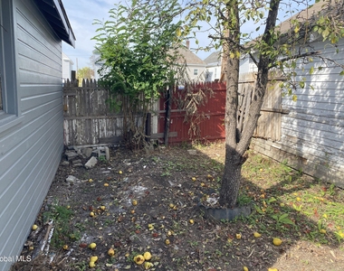1755 Avenue B - Photo Thumbnail 6