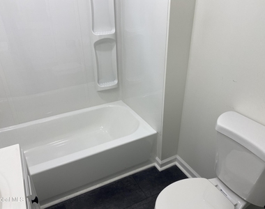 1755 Avenue B - Photo Thumbnail 15